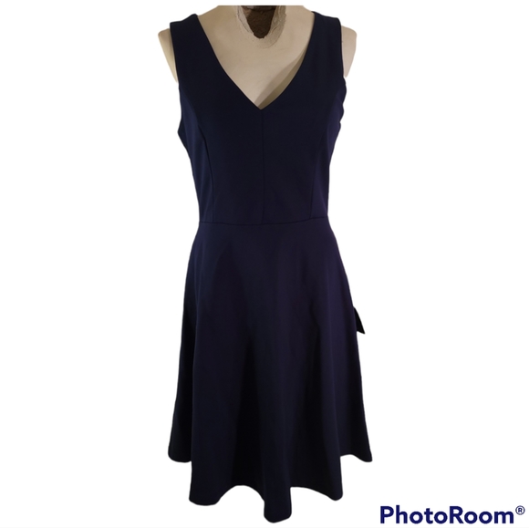 Lulus Dresses & Skirts - Lulu's Sleeveless Dress V-Neck  Navy Blue Zipper Back
